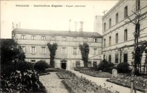 Ak Toulouse Haute Garonne, Institution Alquier, Facade interieure