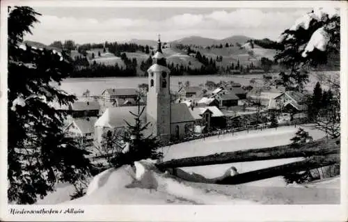 Ak Niedersonthofen Waltenhofen im Oberallgäu, Teilansicht, Kirche, Winter