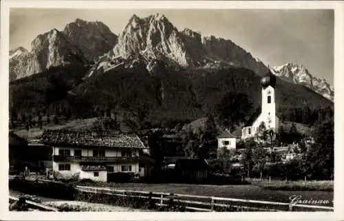 Ak Grainau in Oberbayern, Kirche, Waxensteine, Riffelwände, Zugspitze