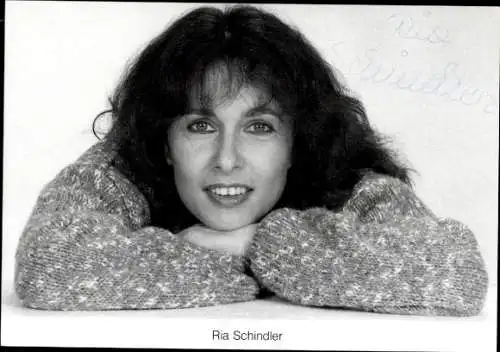 Ak Schauspielerin Ria Schindler, Portrait, Autogramm