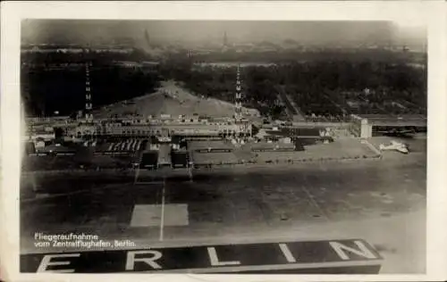 Ak Berlin Tempelhof, Fliegeraufnahme, Zentralflughafen