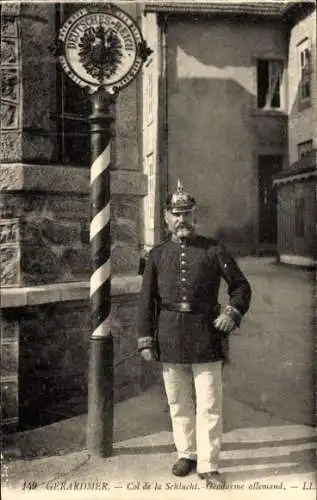 Ak Gérardmer Lothringen Vosges, Col de la Schlucht, Deutscher Gendarm, Grenze