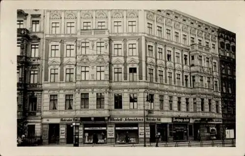 Foto Ak Berlin Kreuzberg, Blücherstraße 15, Beerdigungsinstitut Hugo Grüning, Modesalon Pohl