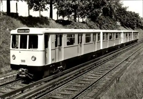 Ak Berliner Verkehrsmittel, U-Bahn Serie 4 Typ A 3 Kleinprofil Bj. 1960, Krumme Lanke, U1, Wagen 988