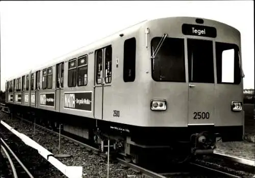 Ak Berliner Verkehrsmittel, U-Bahn, Typ F, Baujahr 1973/1975, Wagen Nr. 2500, Tegel