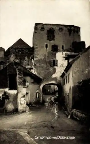 Ak Dürnstein Donau Niederösterreich, Stadttor, Pfützen