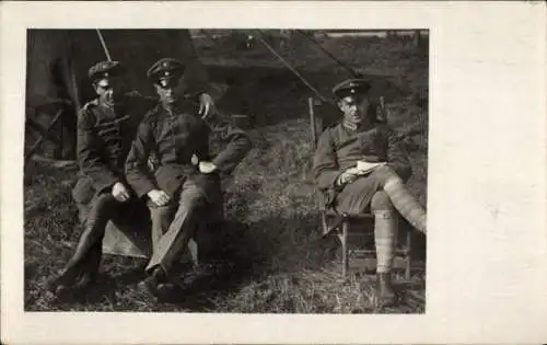 Foto Ak Deutsche Soldaten in Uniformen