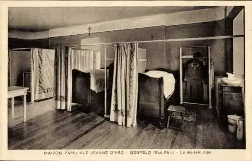  Ak Benfeld Elsass Bas Rhin, Maison Familiale Jeanne d'Arc, rosa Schlafsaal
