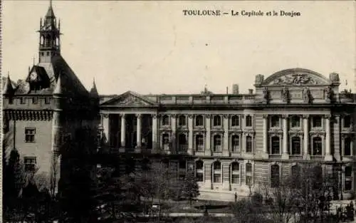 Ak Toulouse Haute Garonne, Le Capitole, le Donjon