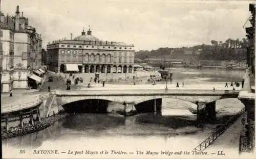 Ak Bayonne Pyrénées Atlantiques, Le Pont Mayou, le Theatre