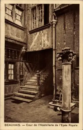 Ak Beauvais Oise, Innenhof der Hostellerie de l’Epée Royale