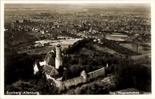 Ak Altenburg Bamberg an der Regnitz Oberfranken, Fliegeraufnahme, Schloss