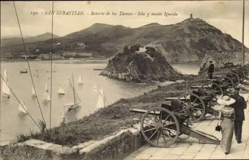 Ak Donostia San Sebastián Baskenland, Batterie der Damen, Insel und Monte Igueldo