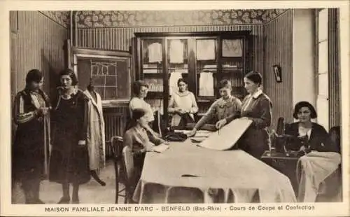 Ak Benfeld Elsass Bas Rhin, Maison Familiale Jeanne d'Arc, Schneiderei-Kursus