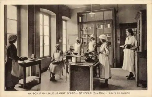 Ak Benfeld Elsass Bas Rhin, Maison Familiale Jeanne d'Arc, Koch-Kursus