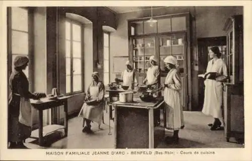 Ak Benfeld Elsass Bas Rhin, Maison Familiale Jeanne d'Arc, Koch-Kursus