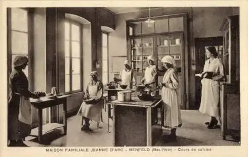 Ak Benfeld Elsass Bas Rhin, Maison Familiale Jeanne d'Arc, Koch-Kursus