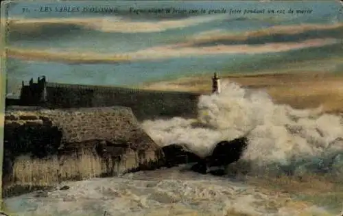Ak Les Sables d'Olonne Vendée, Vague allant se briser sur la grande Jetee pendant un raz de maree