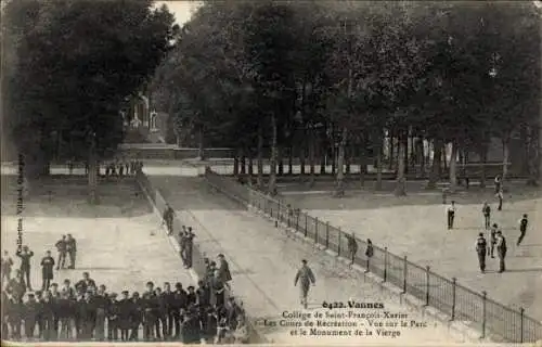 Ak Vannes Morbihan, College de Saint Francois Xavier, Les Cours de Recreation, Vue sur le Parc