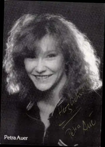 Ak Schauspielerin Petra Auer, Portrait, Autogramm