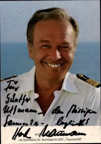 Ak Schauspieler Horst Naumann, Portrait, Autogramm, ZDF, Film Traumschiff, als Dr. Schröder