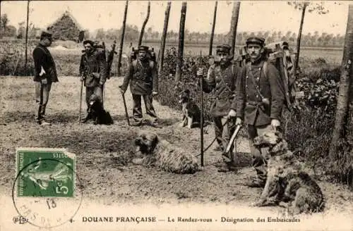 Ak Französische Grenzsoldaten mit Hunden