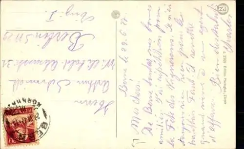 Ak Kanton Bern, Frau in Schweizer Tracht tanzt mit einem Braunbären