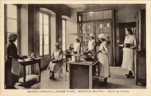 Ak Benfeld Elsass Bas Rhin, Maison Familiale Jeanne d'Arc, Koch-Kursus