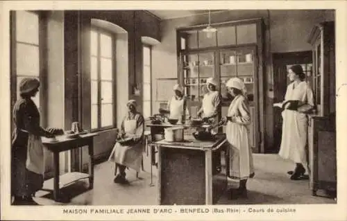 Ak Benfeld Elsass Bas Rhin, Maison Familiale Jeanne d'Arc, Koch-Kursus