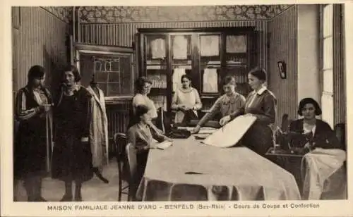 Ak Benfeld Elsass Bas Rhin, Maison Familiale Jeanne d'Arc, Schneiderei-Kursus