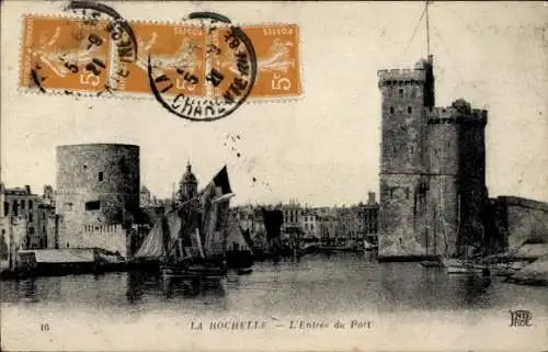 Ak La Rochelle Charente Maritime, Entree du Port