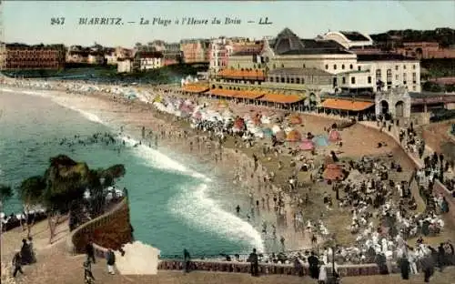 Ak Biarritz Pyrénées Atlantique, Plage a l'Heure du Bain