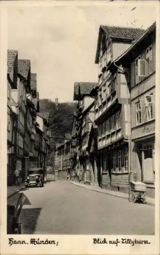 Ak Hann Münden, Blick auf den Tillyturm, Häuser, Straße