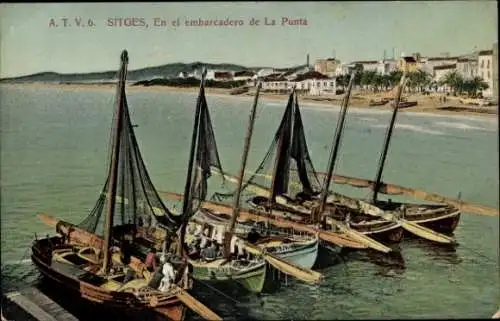 Ak Sitges, Katalonien, Spanien, am Pier von La Punta