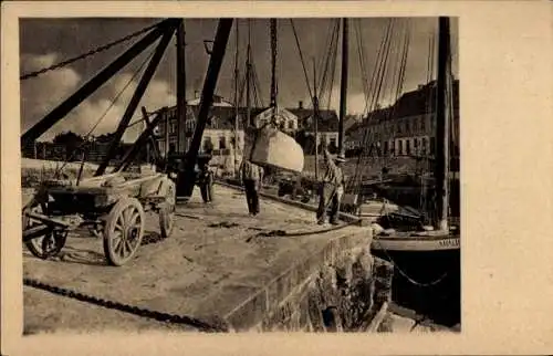 Ak Allinge Sandvig Bornholm Dänemark, Hafenpartie, Fuhrwerk