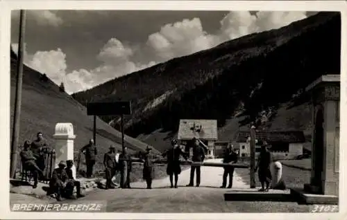 Ak Brenner Tirol, Aufnahme an der Grenzpass in den Ostalpen