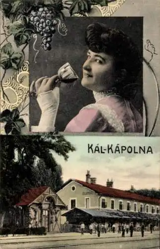 Ak Kápolna Ungarn, Bahnhof, Frau mit Weinglas, Weintrauben