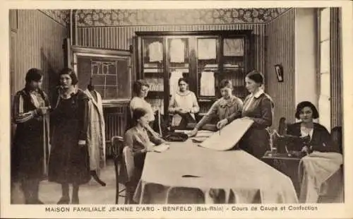 Ak Benfeld Elsass Bas Rhin, Maison Familiale Jeanne d'Arc, Schneiderei-Kursus