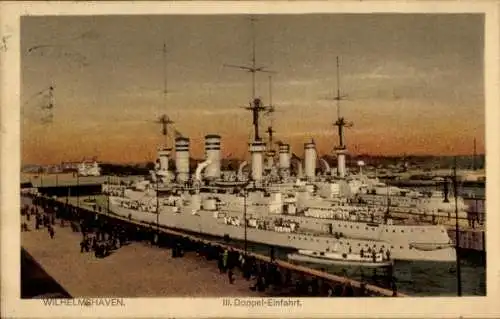 Ak Deutsche Kriegsschiffe in Wilhelmshaven, Kaiserliche Marine, III. Doppel-Einfahrt