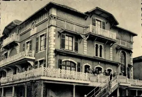 Ak Virecourt Meurthe et Moselle, Manoir Les Terres Rouges