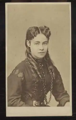 CdV Portrait Hermine Prinzessin zu Schaumburg-Lippe