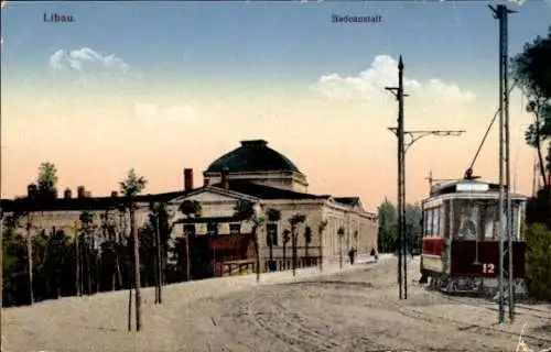 Ak Liepaja Libau Lettland, Badeanstalt, Straßenbahn Nr. 12