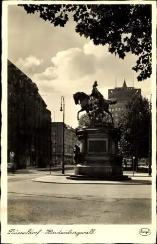 Ak Düsseldorf am Rhein, Hindenburgwall, Denkmal