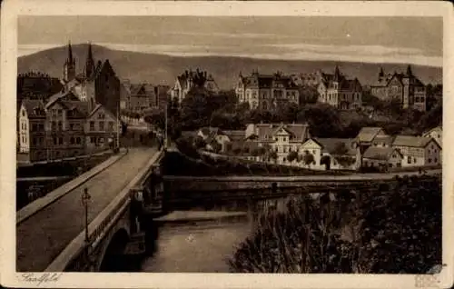 Ak Saalfeld an der Saale Thüringen, Blick auf die Stadt, Brücke