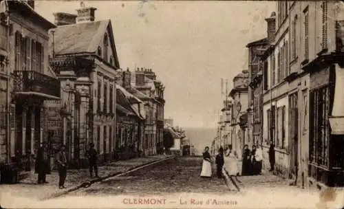 Ak Clermont Oise, La Rue d'Amiens