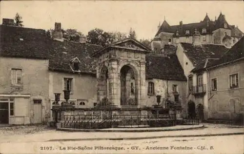 Ak Bucey les Gy Haute Saône, Ancienne Fontaine