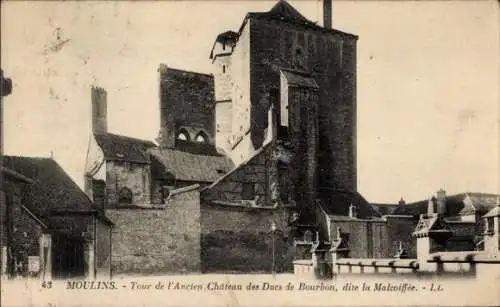 Ak Moulins Allier, Tour de l'Ancien Chateau des Ducs de Bourbon, Malcoiffee