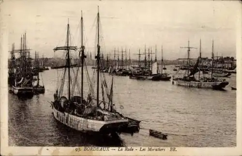 Ak Bordeaux Gironde, La Rade, Les Morutiers, Segelschiffe