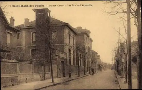 Ak Saint Maur des Fossés Val de Marne, Avenue Carnot, Écoles d´Adamville