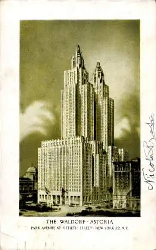 Ak New York City USA, Waldorf Astoria Hotel, general view